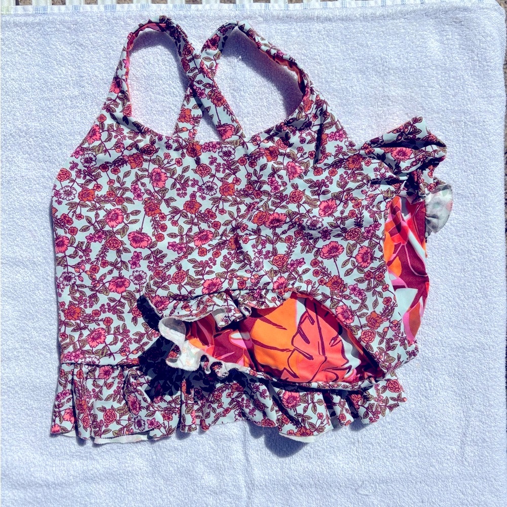 Floral Halter Top and Skirt Set. Maaji girls size 12.EUC